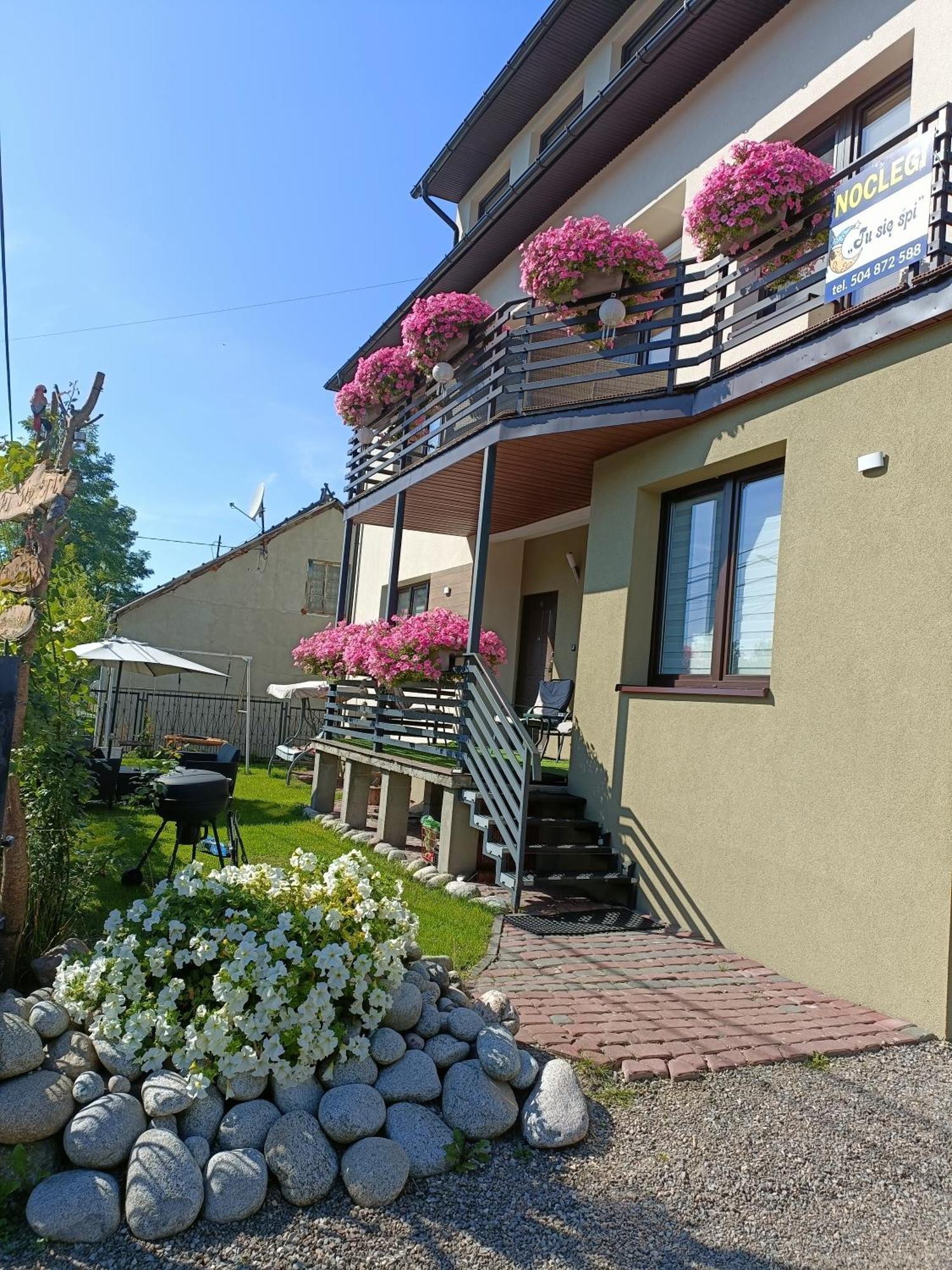 Tu Sie Spi Apartment Bodzentyn Exterior foto